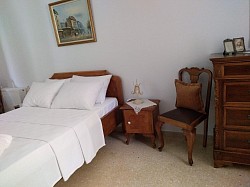 Bed room for couple